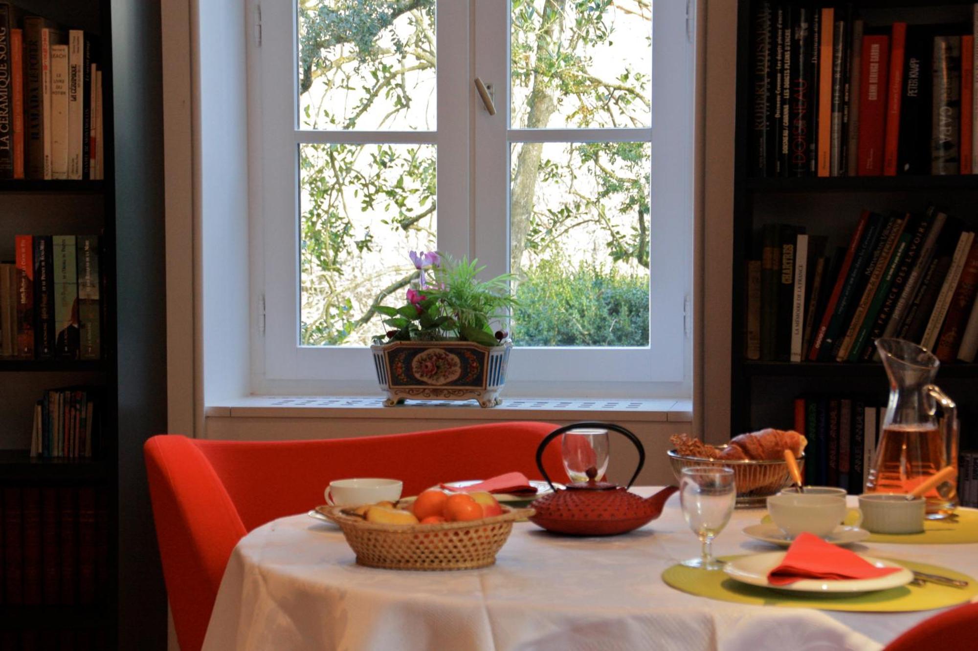 L'Atelier Du Relais Bed & Breakfast Laives Exterior photo